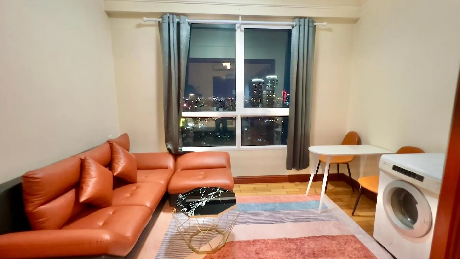 아파트 Diny Aparthotel - Rooftop Pool - The Manor 2 호치민 베트남