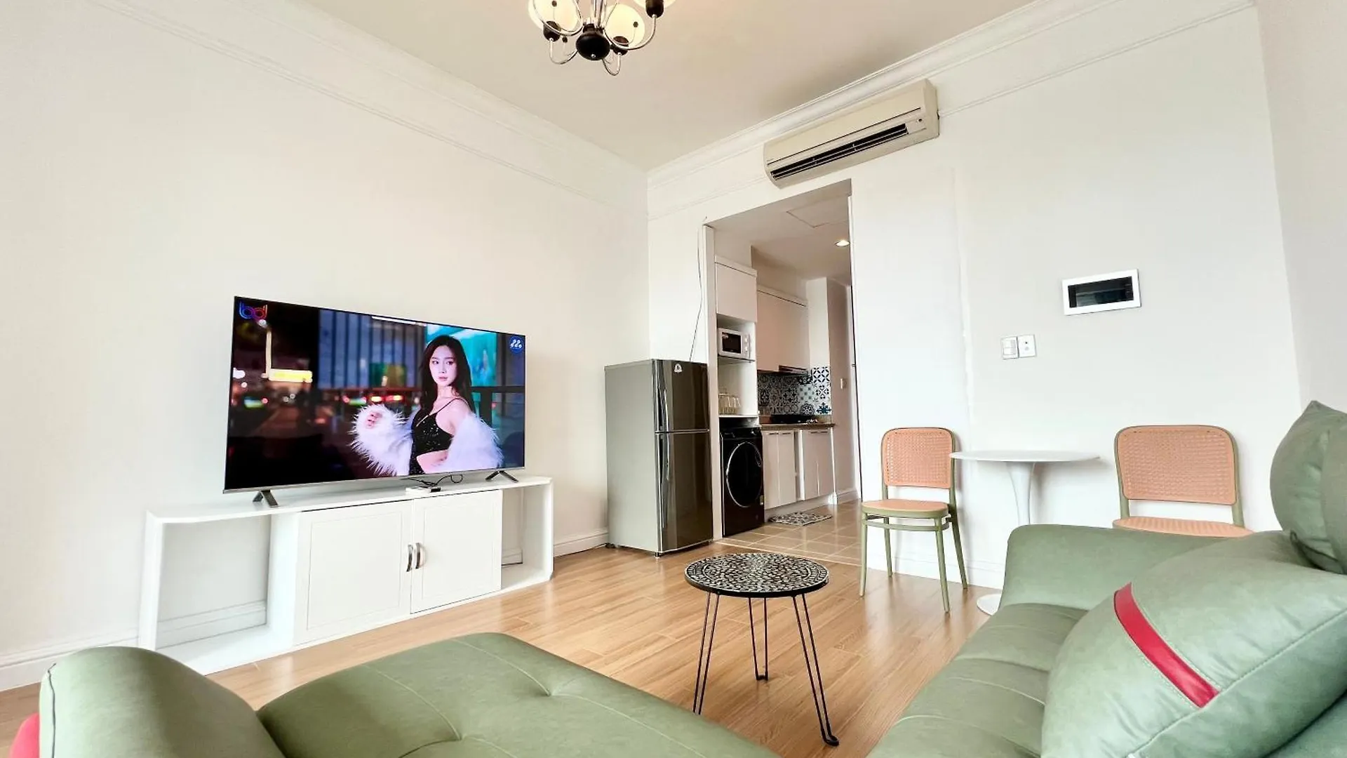 Apartment Diny Aparthotel - Rooftop Pool - The Manor 2 Ho Chi Minh City
